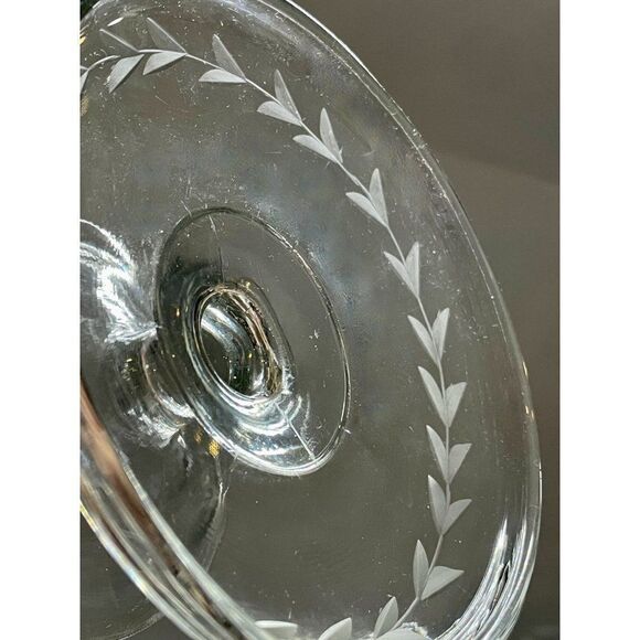 Vintage Etched Clear Depression Glass Sugar Bowl and Creamer Set 4 Pieces - Picture 5 of 5